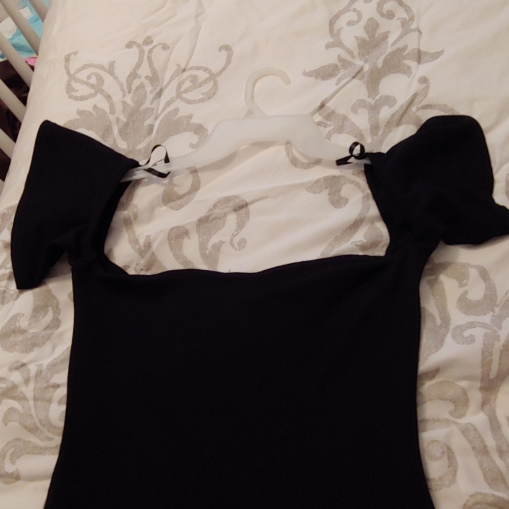 Misguided Black Bardot Fitted Dress - Picture 4 of 4